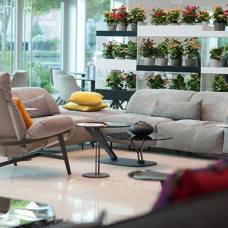 Athenaeum Palace & Luxury Suites Buitenkant foto